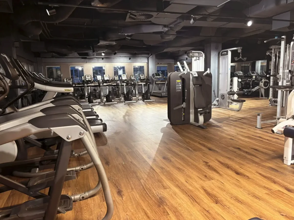 Cardiobereich im LeFit